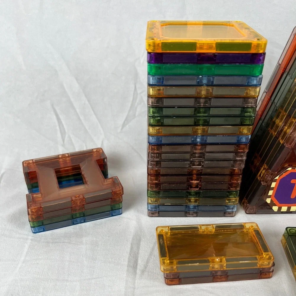 Magnetic Tiles Building Blocks STEM Toy Animals Light-Up Sensory Educational Box